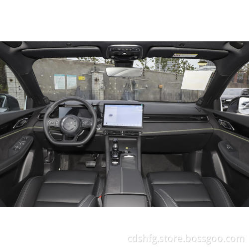 New Used China LYNK&CO 03 2.0T 195Kw Cars Gasoline Petrol Sedan Car